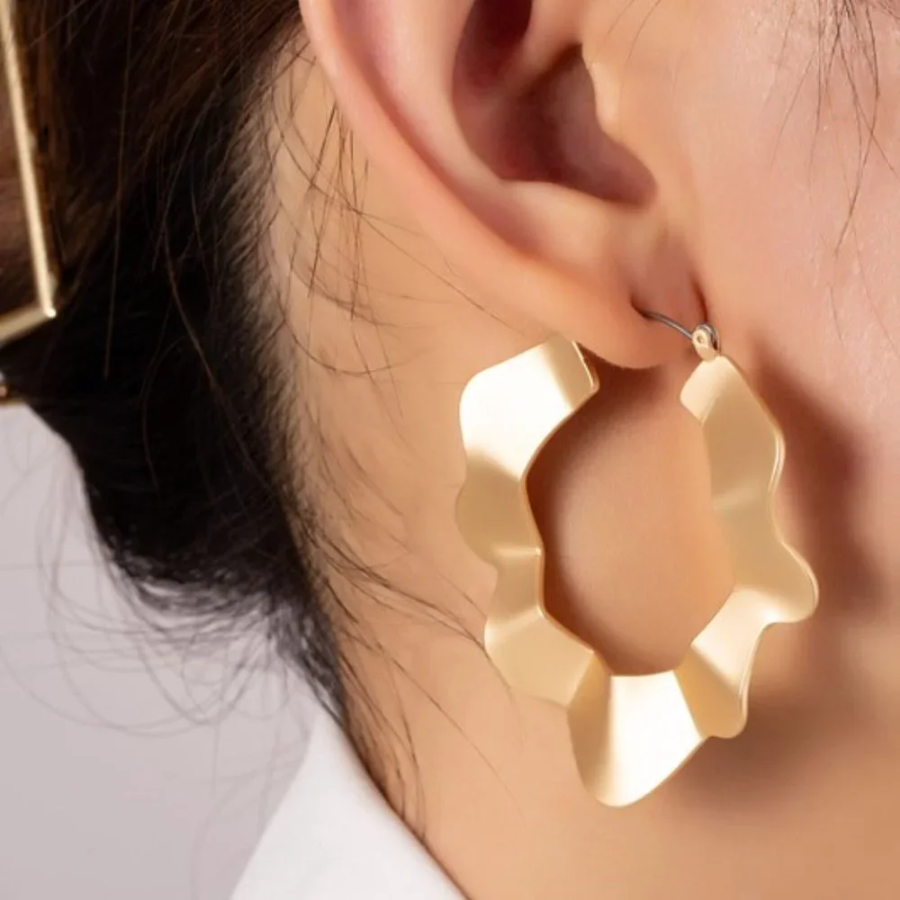 Gold Wavy Hoops - Picture 1 of 3